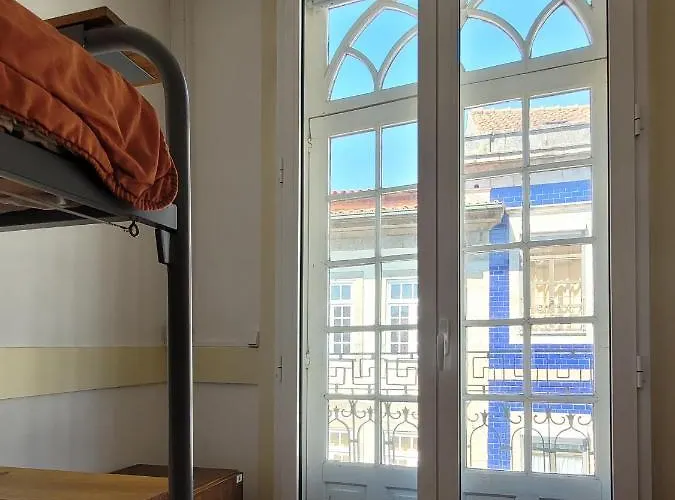 Auberge de jeunesse Inbraga *