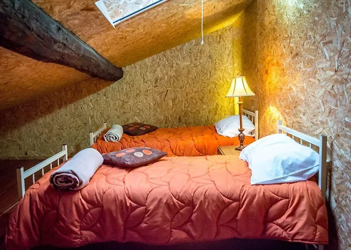 Auberge de jeunesse Inbraga *